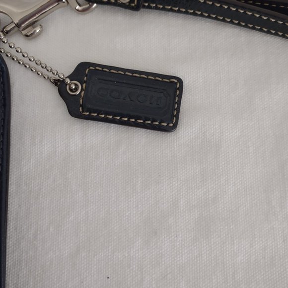 Coach Clutch/Wristlet Bag, Blue Patent Leather Textured Finish - Picture 4 of 7